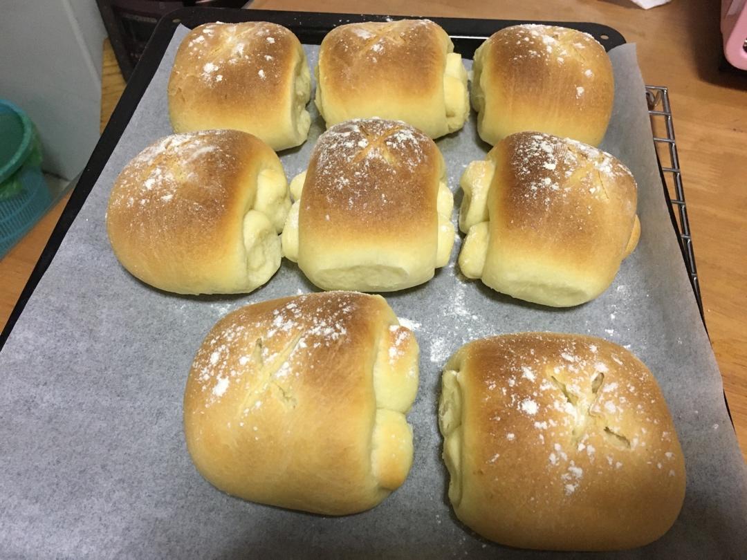 牛奶面包卷