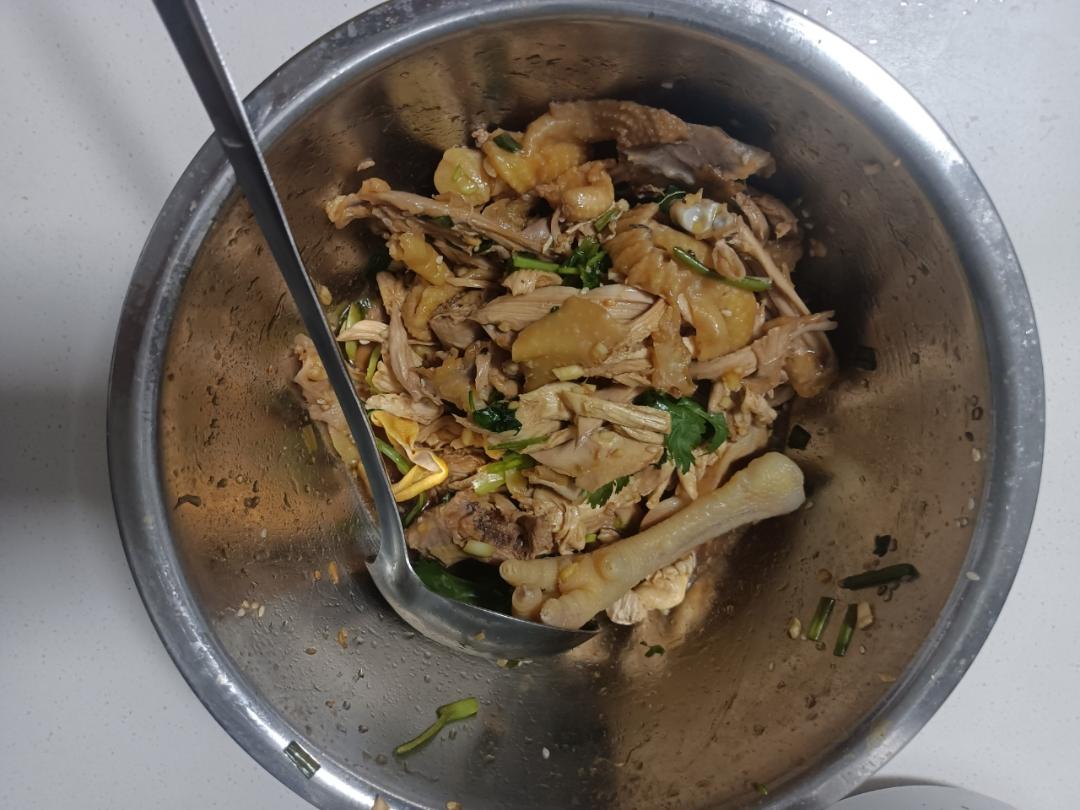 柠檬手撕鸡