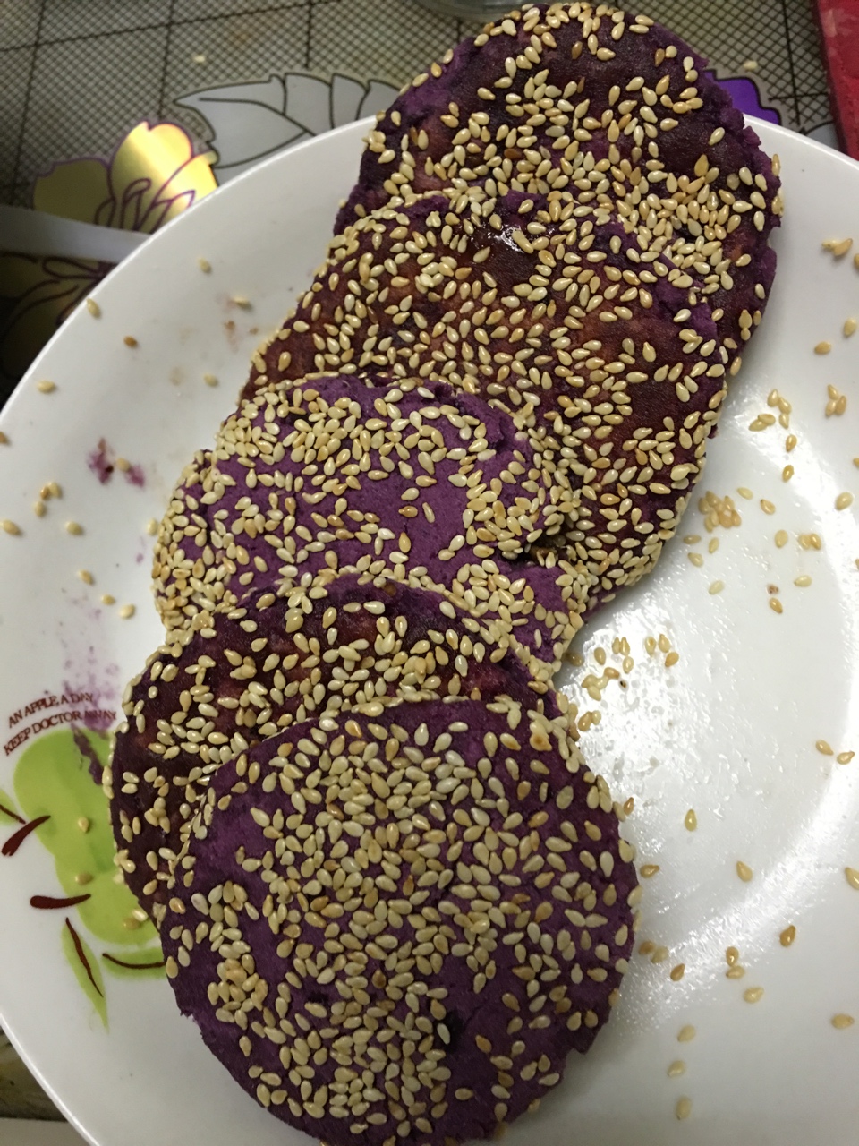 紫薯芝麻饼