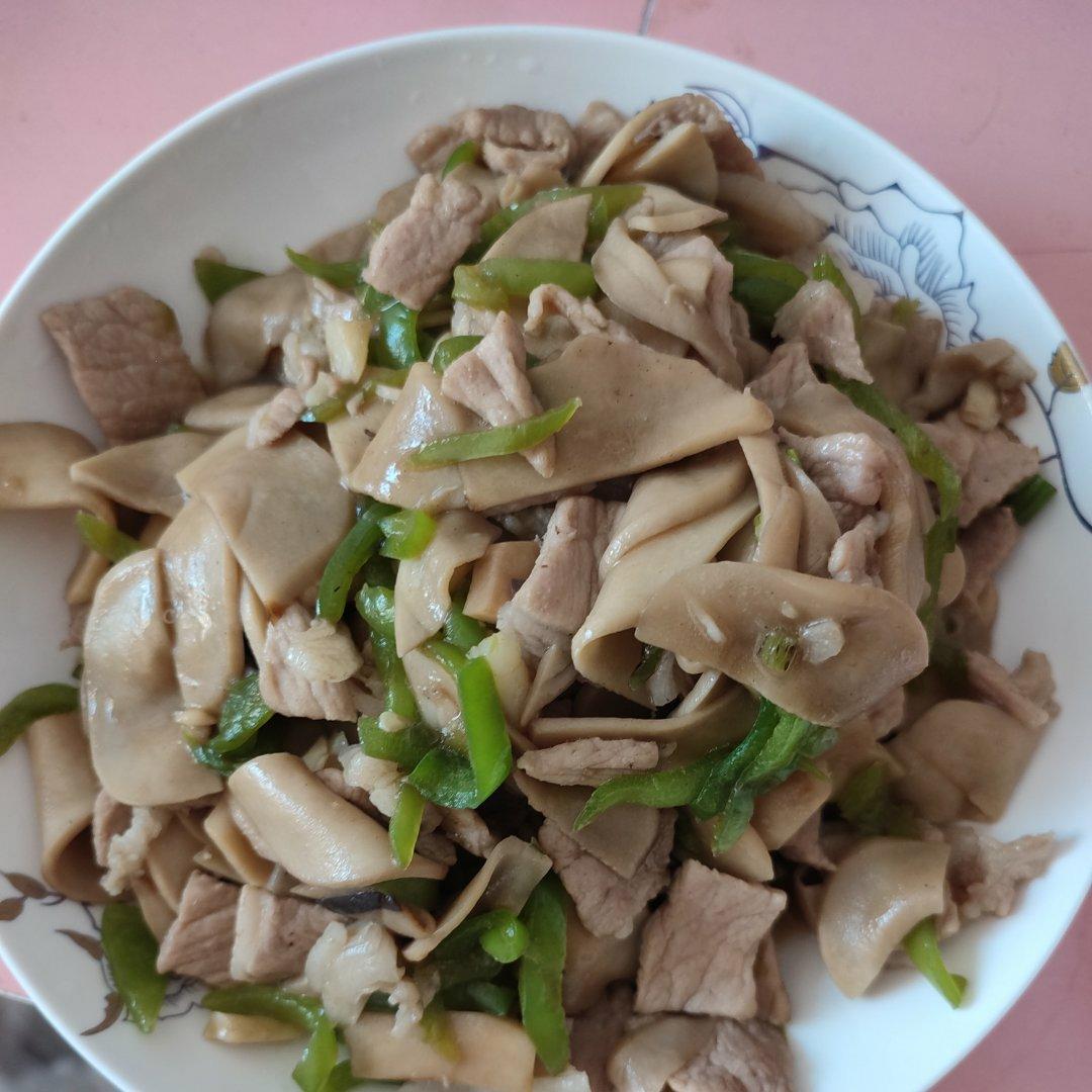 青椒肉炒杏鲍菇