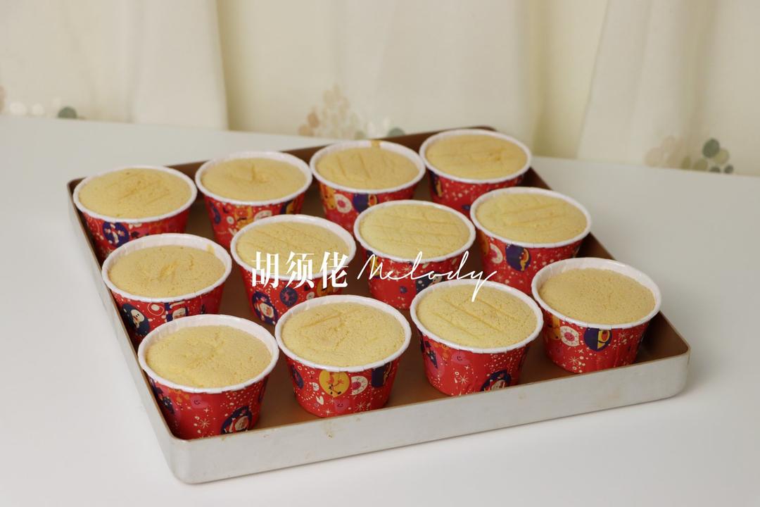 不回缩不开裂戚风纸杯蛋糕
