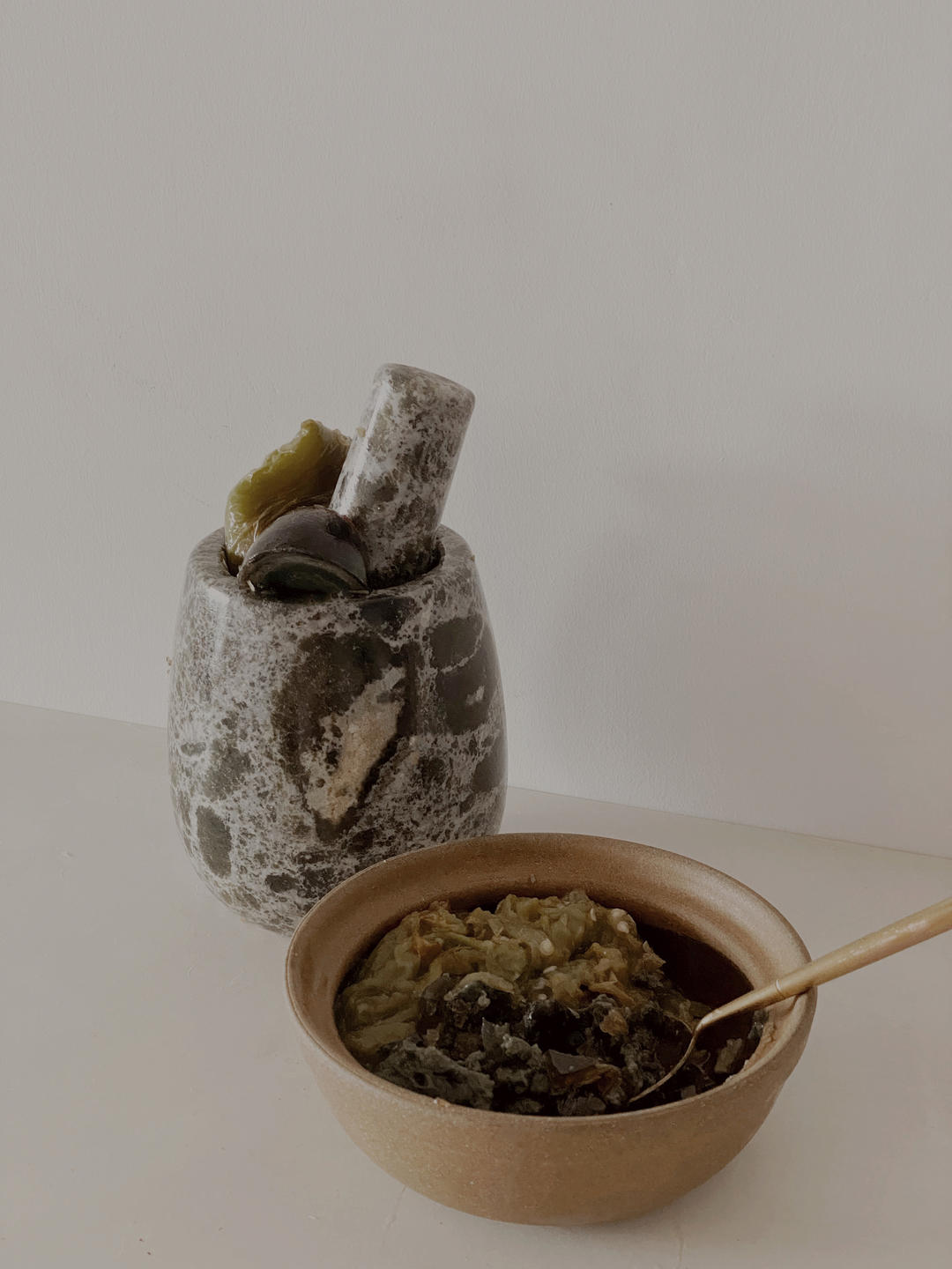 超级难看，变态好吃的擂擂辣椒皮蛋