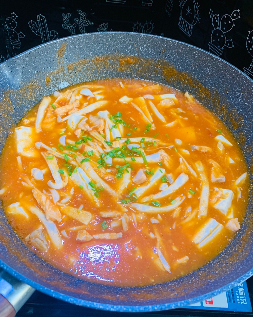 番茄三文鱼豆腐汤