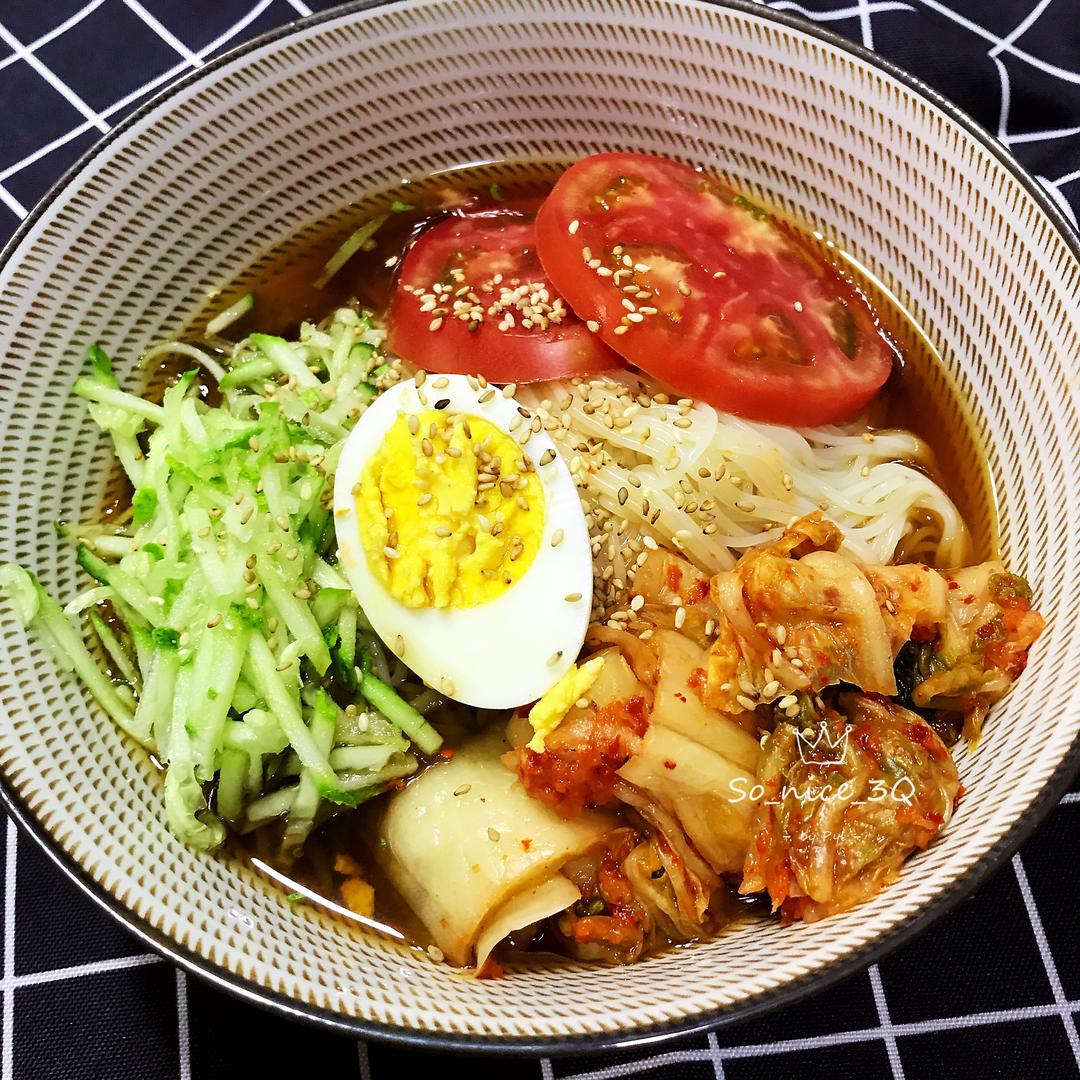 最简单 清爽 好吃的 家庭版朝鲜冷面的做法