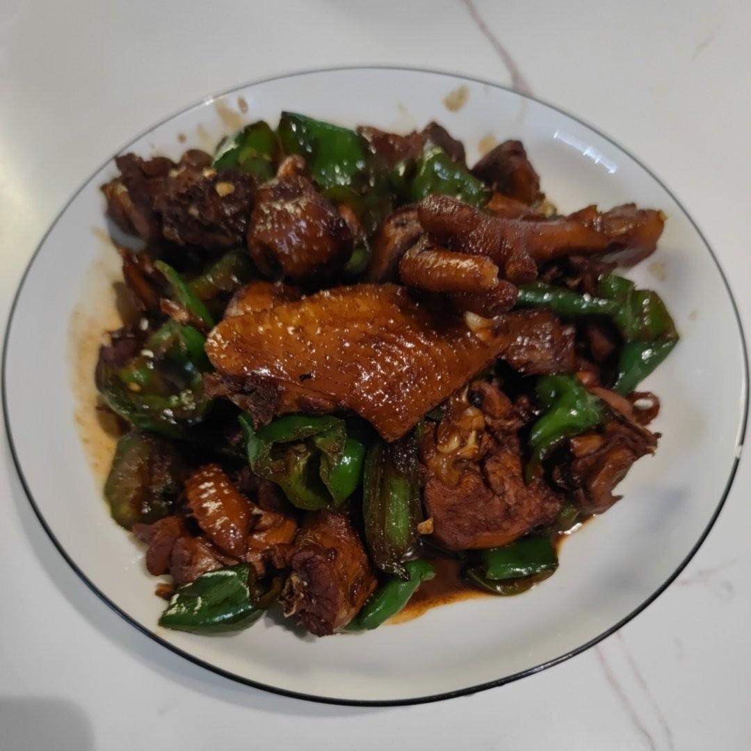 辣椒炒鸡（妈妈的味道）