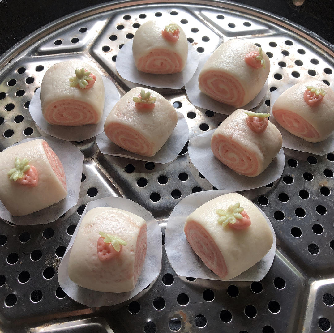 可爱到炸裂的草莓刀切馒头🍓