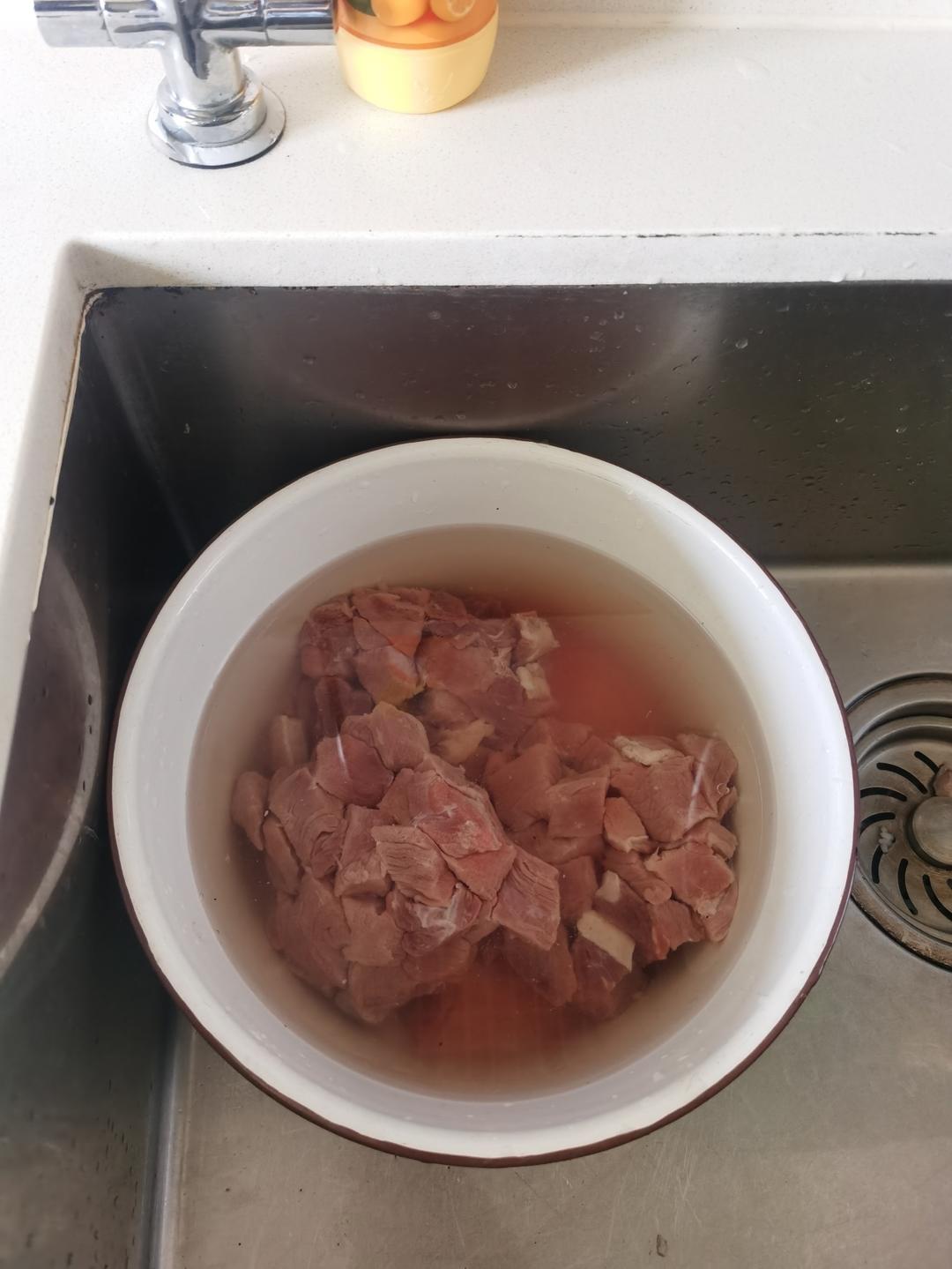番茄炖牛腩