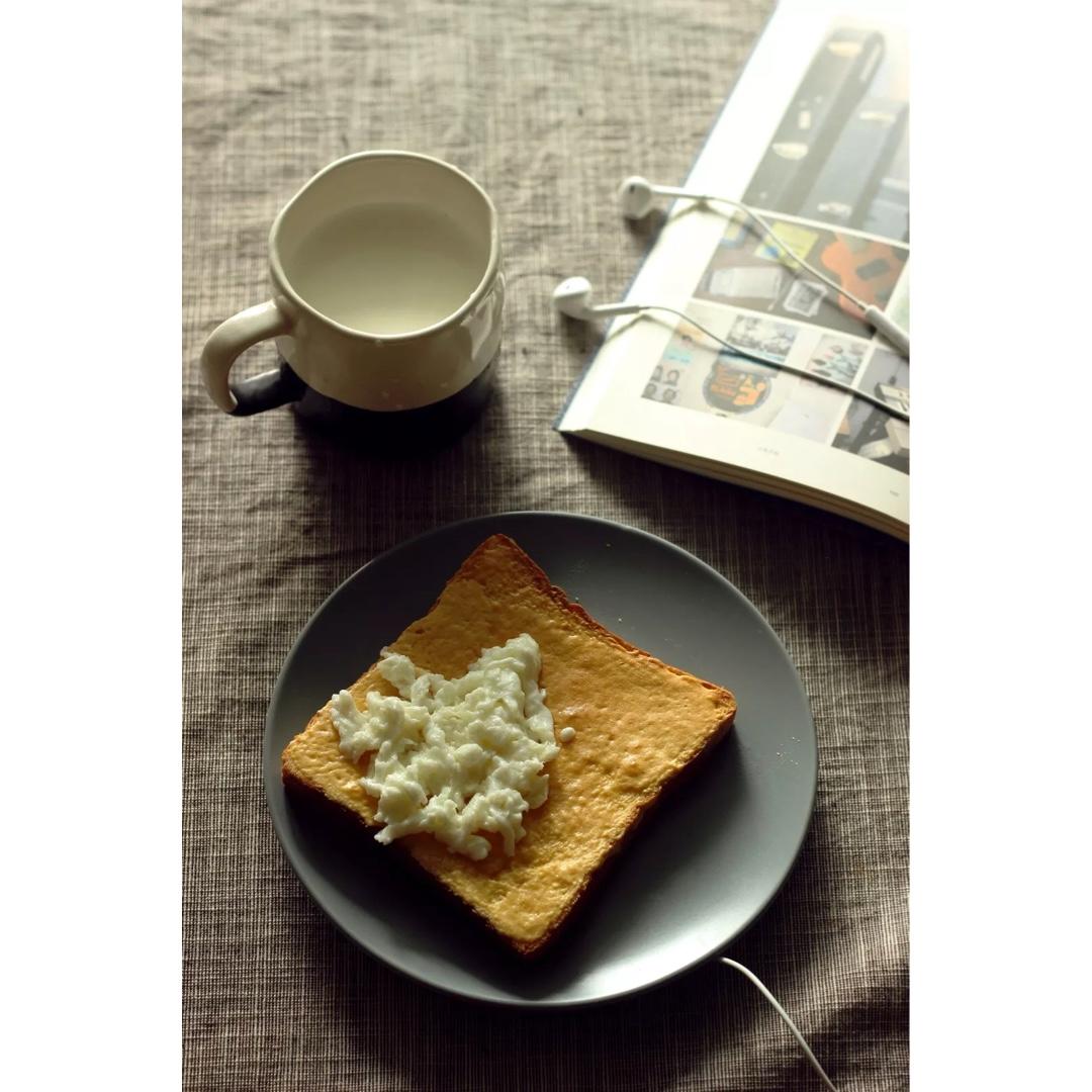 蛋黄奶酥厚片