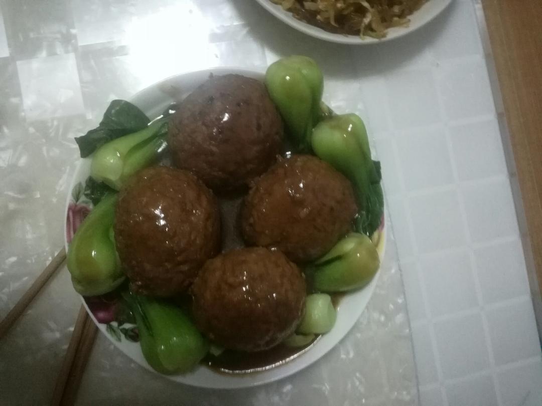 四喜丸子/红烧狮子头 Chinese Meatballs