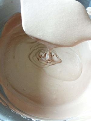 FLUFF棉花糖巧克力镜面慕斯蛋糕的做法 步骤8