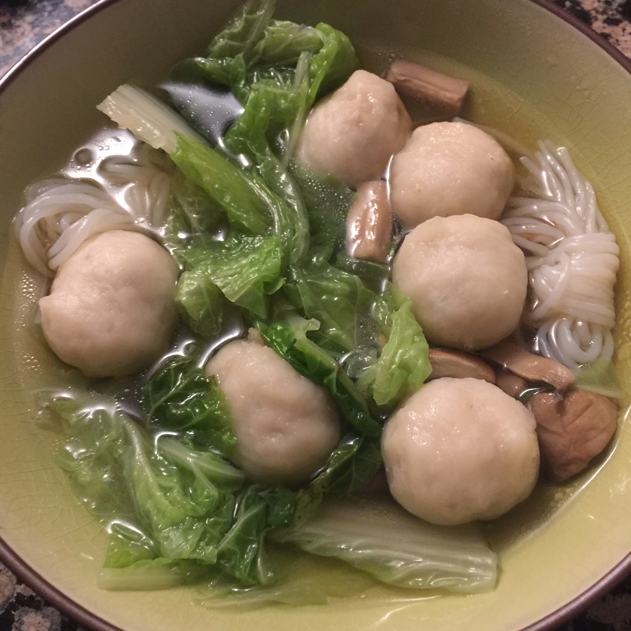 白菜粉丝鱼丸汤