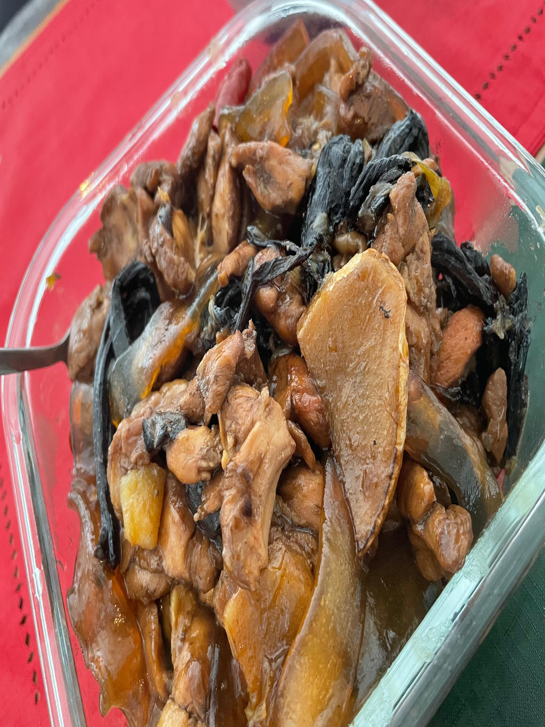 小鸡炖蘑菇粉条