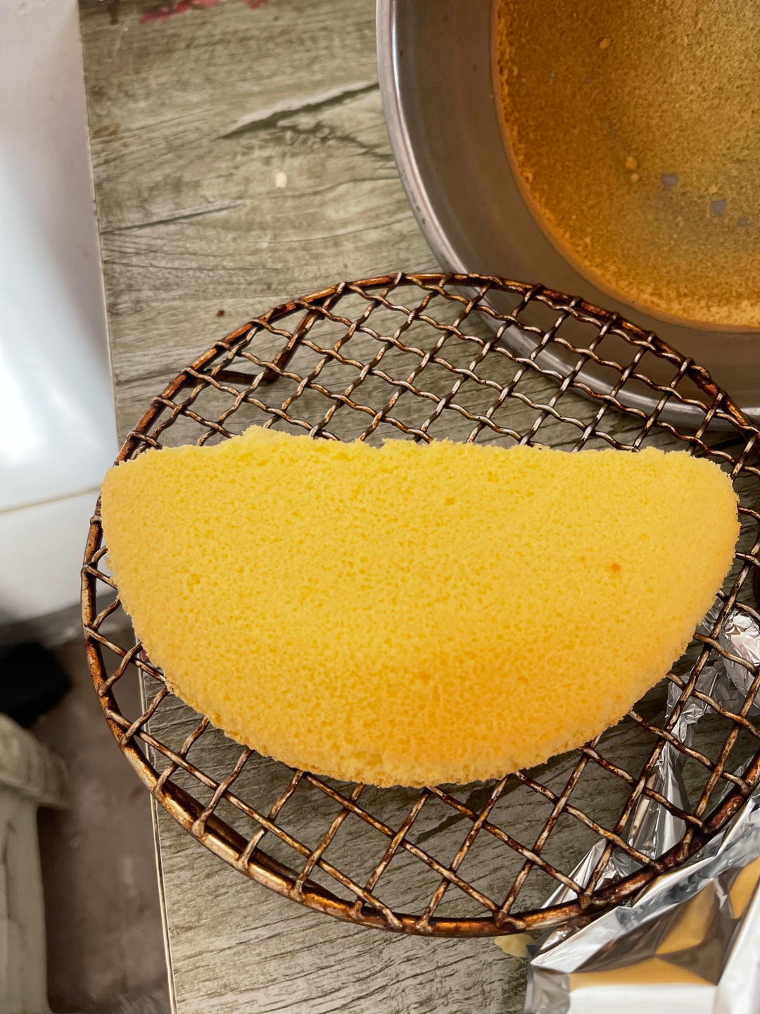 空气炸锅蛋糕 戚风（6寸超详细打蛋/脱模步骤）