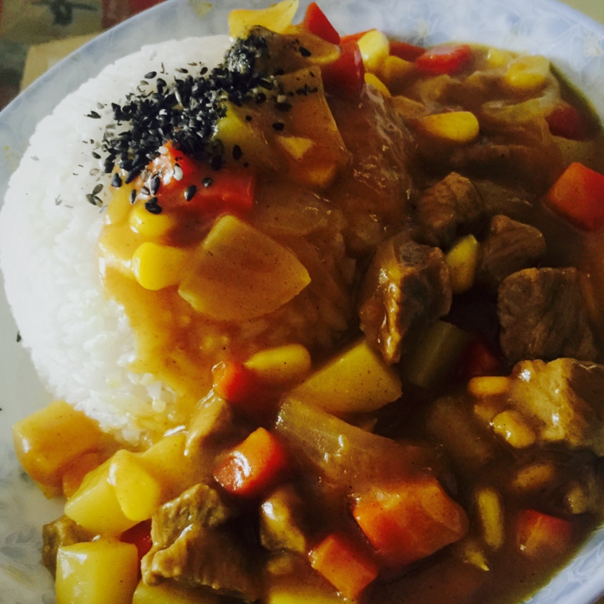 牛肉咖喱饭