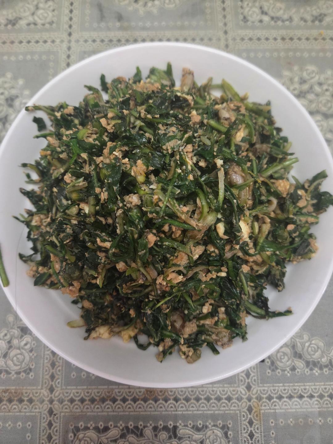蒲公英炒鸡蛋