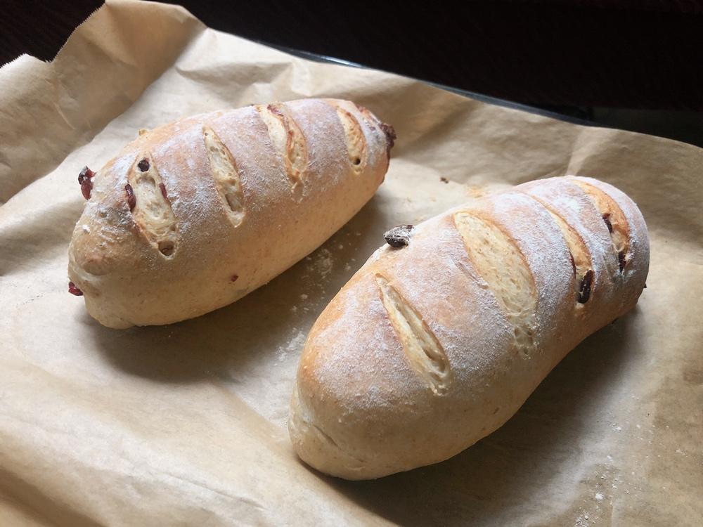 全麦蔓越莓软式欧包（免揉）