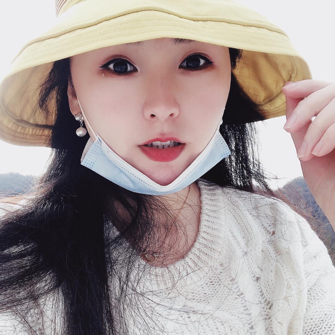 吃兔兔的小胡萝卜