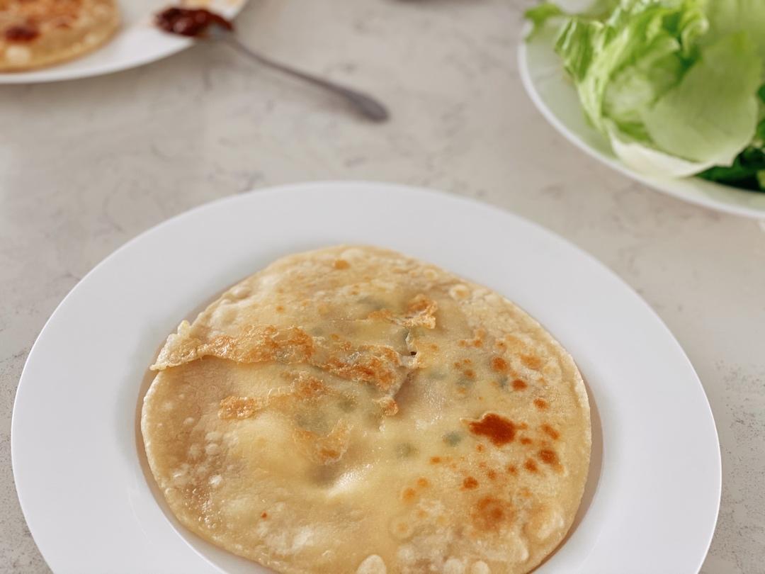 张张都鼓大泡的鸡蛋灌饼这样做不鼓大泡都难