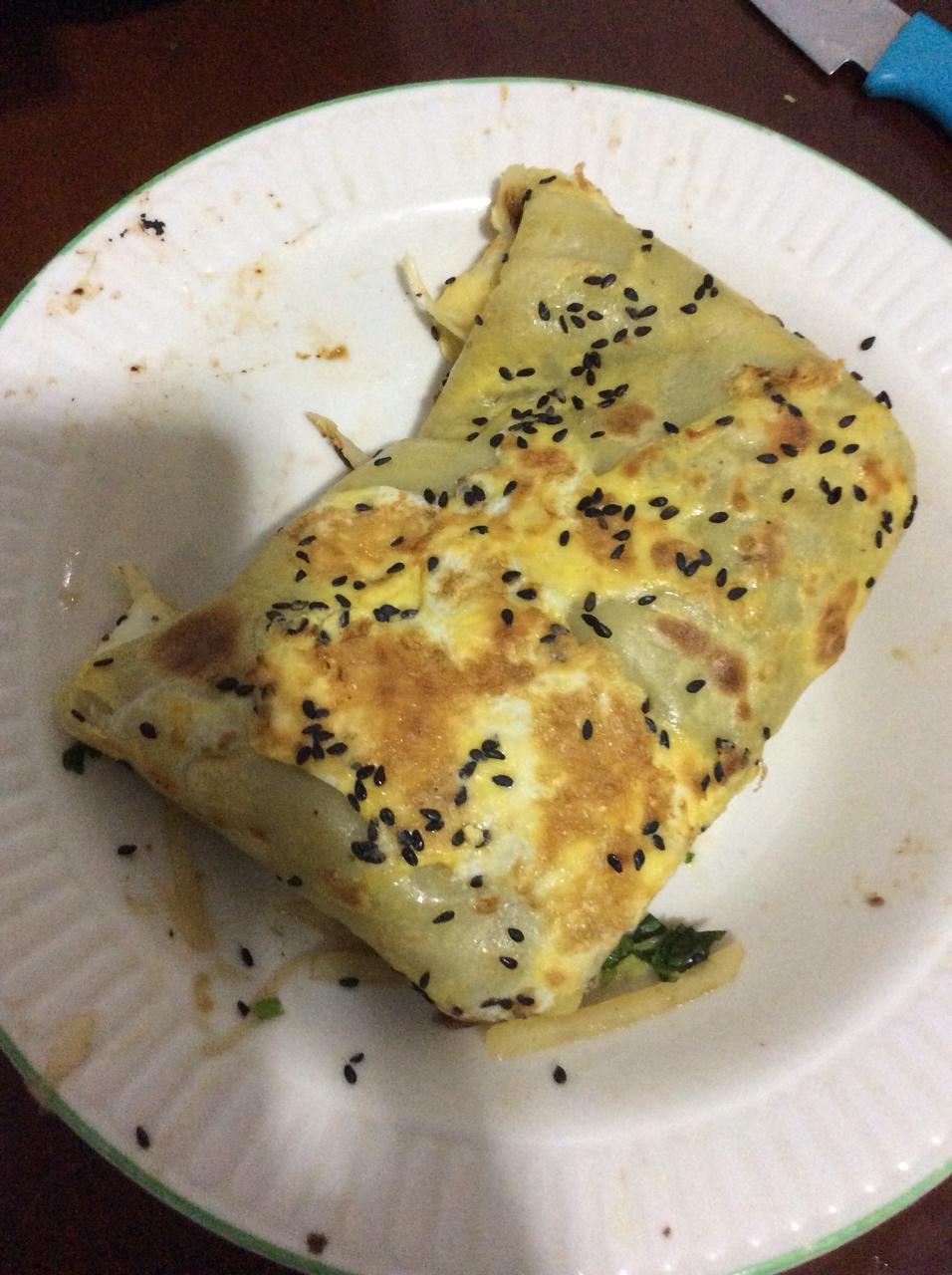 家庭版煎饼果子---快手健康早餐，利用家里现有材料