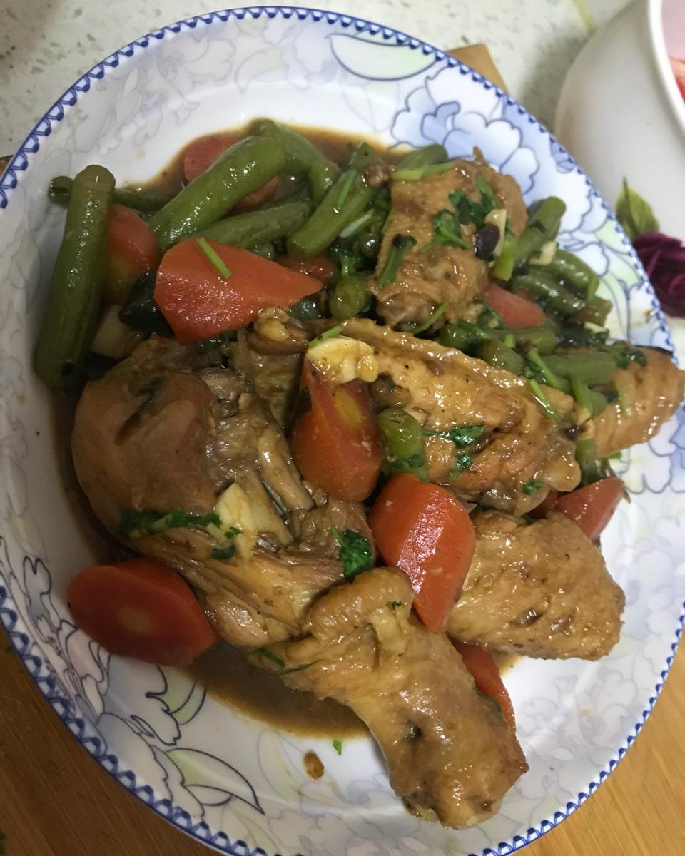 鸡腿南瓜胡萝卜土豆炖豆角（东北丰收炖改良版）