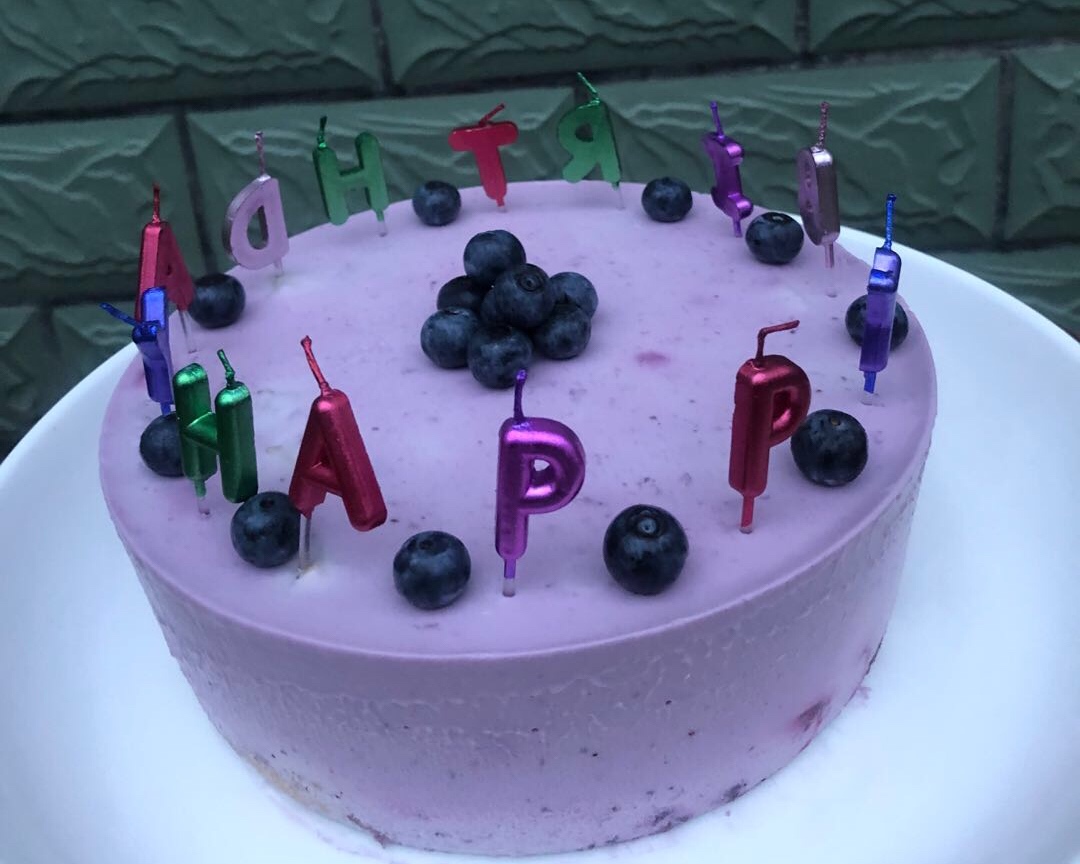 八寸蓝莓慕斯蛋糕(零失败，小白也可动手试试哦～)的做法