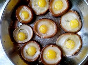 香菇太阳蛋（好吃赛鲍鱼哟！！！）的做法 步骤3