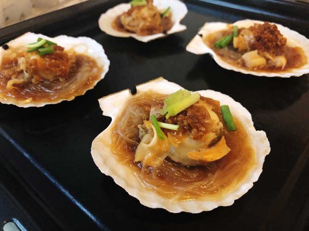蒜蓉粉丝蒸扇贝