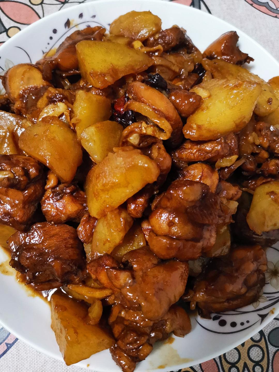 土豆炖鸡腿
