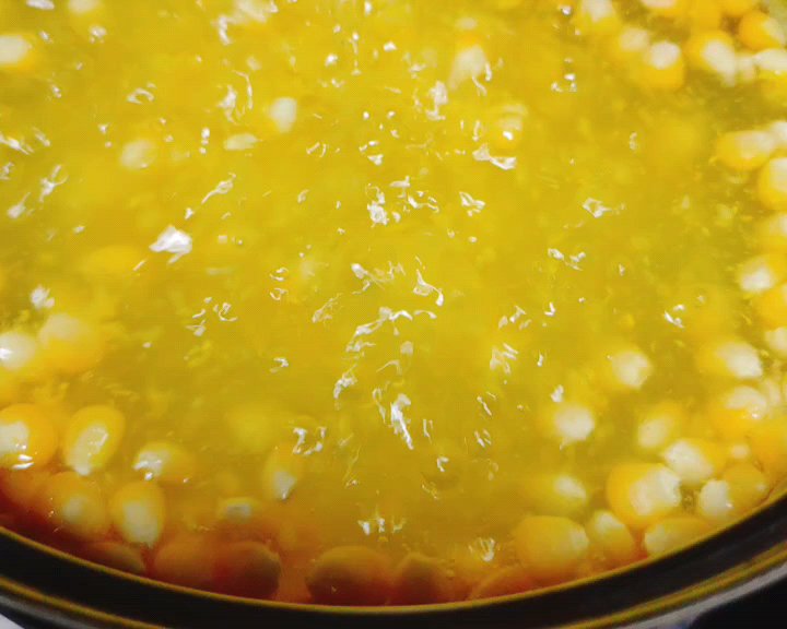 鲜玉米蛋羹汤(简单鲜香）的做法 步骤2