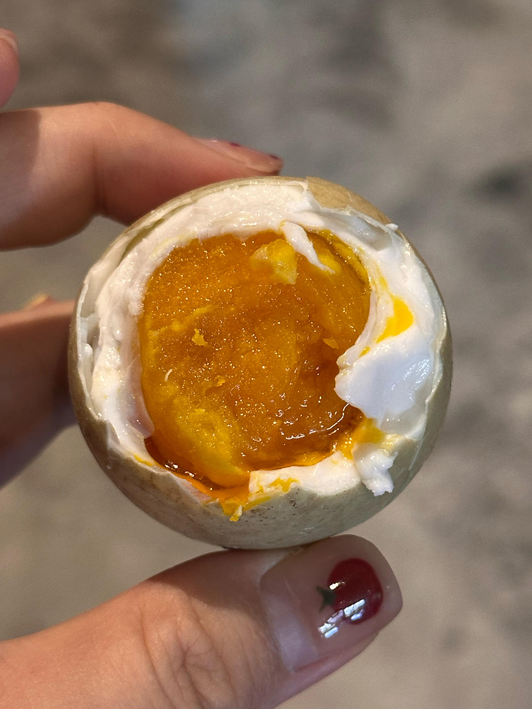 自制咸蛋： 100%出油起沙的咸蛋