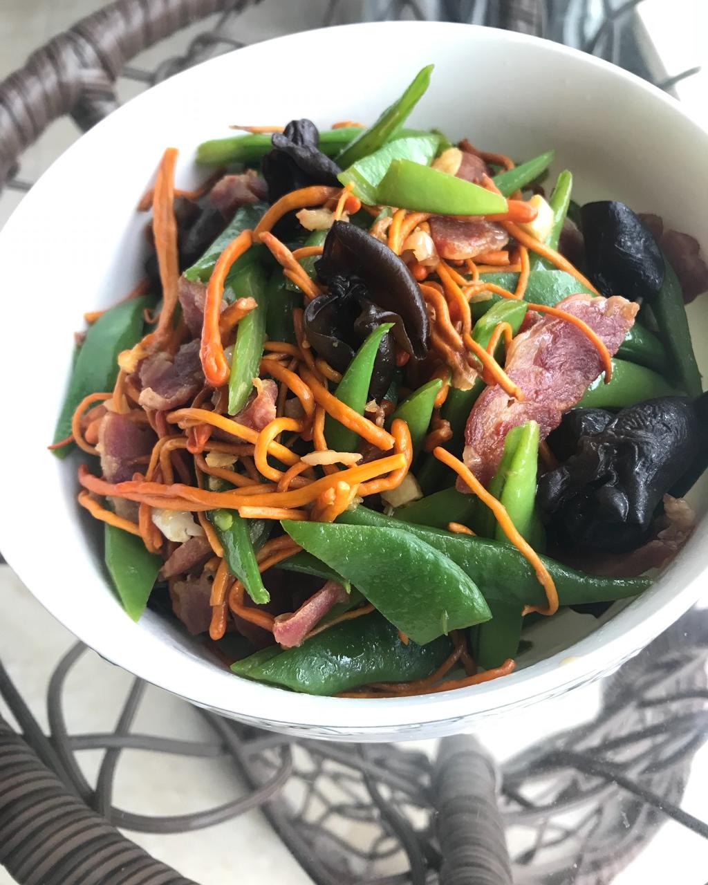 芸豆炒虫草花