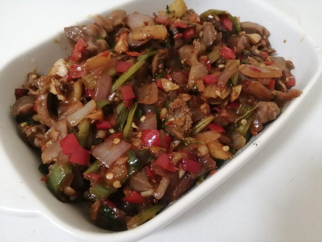 爆炒鸡胗
