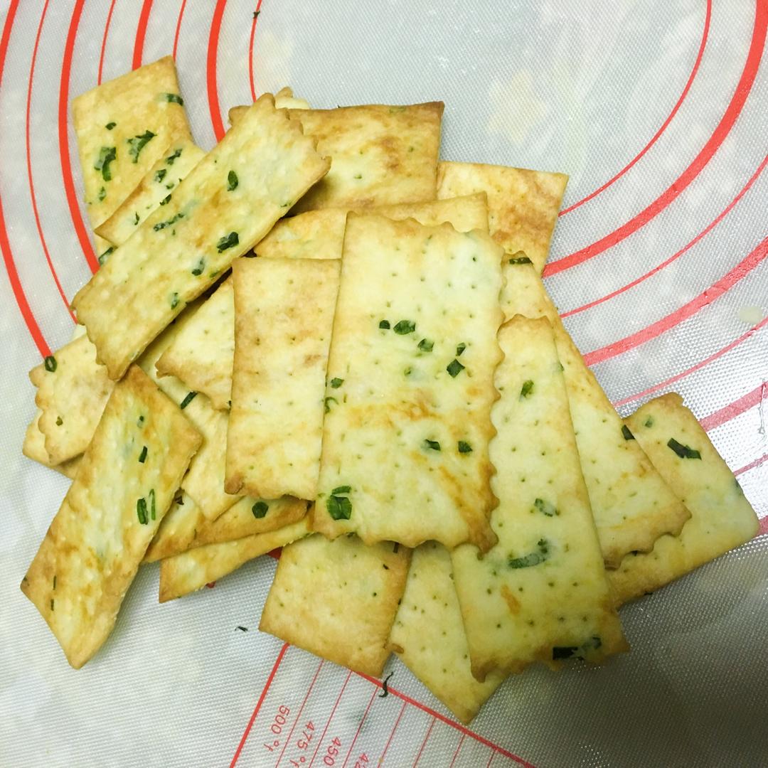 嘎嘣脆——香葱苏打饼干