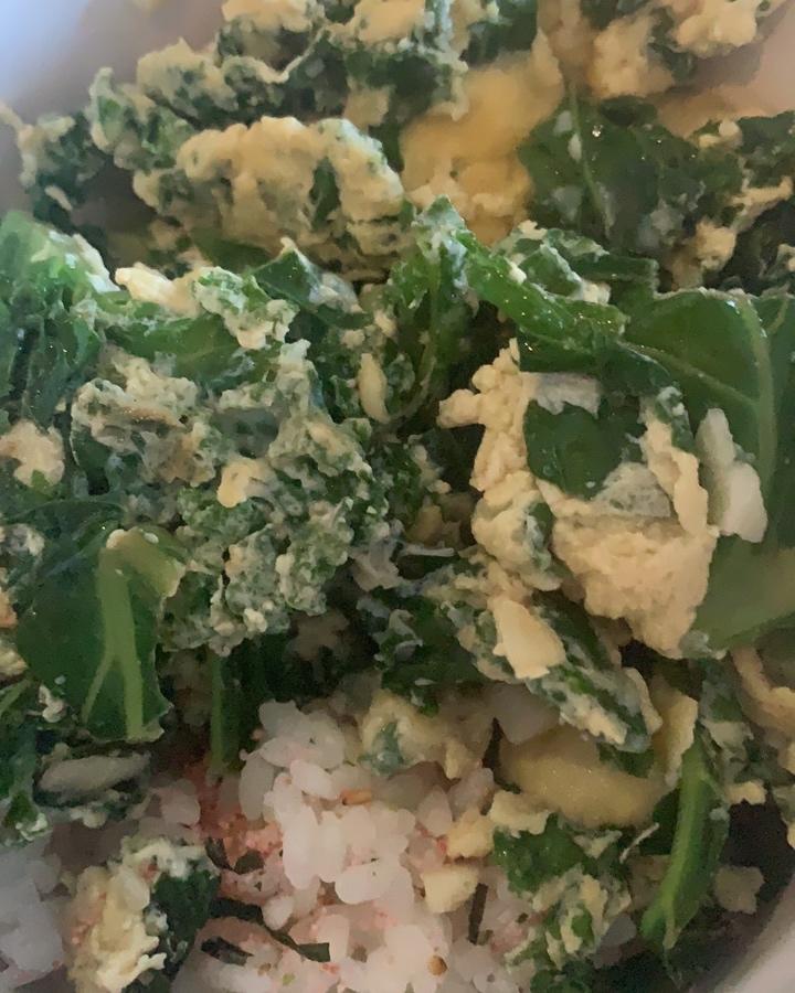 营养低脂美味的羽衣甘蓝煎蛋