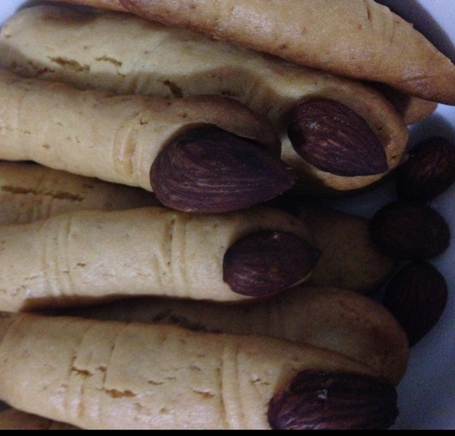 万圣节主题之女巫手指饼干