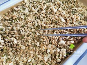 格兰诺拉燕麦片 低油低糖版的做法 步骤8