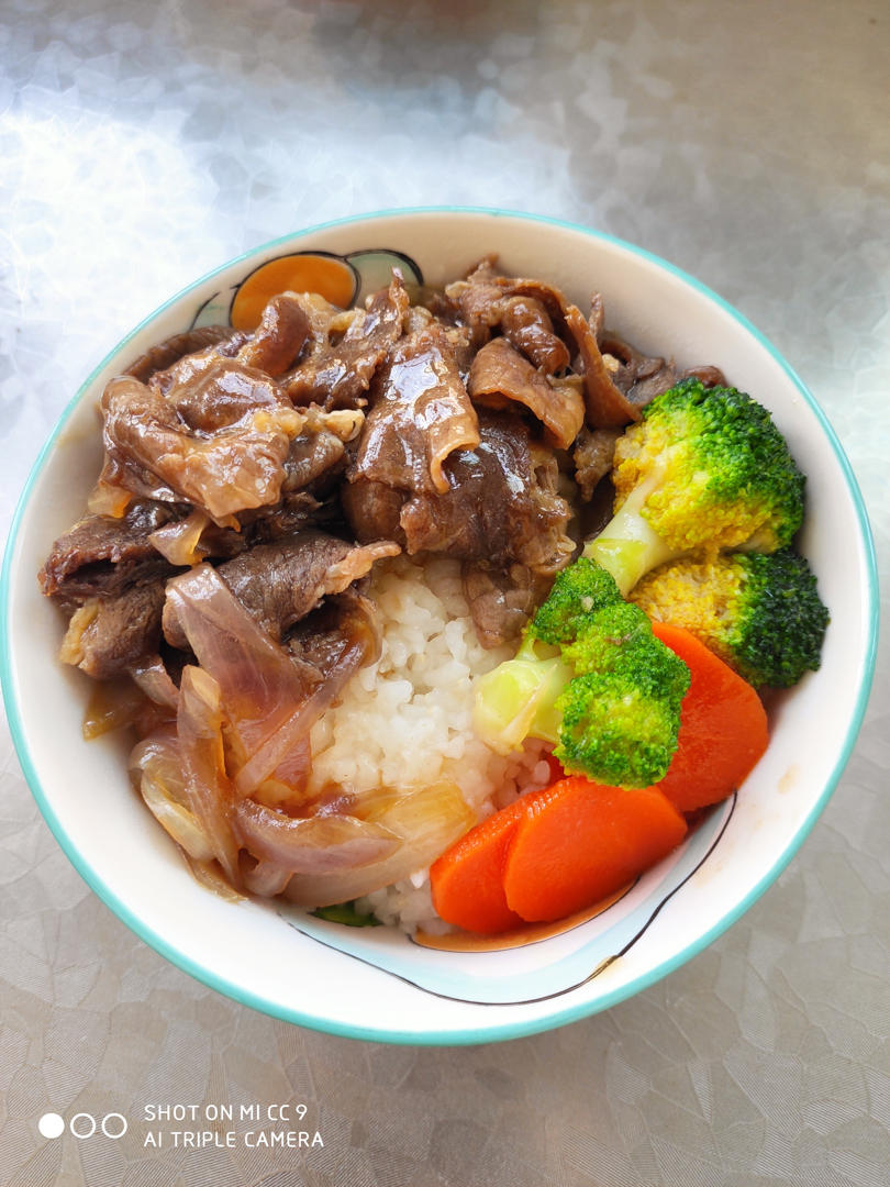 肥牛饭