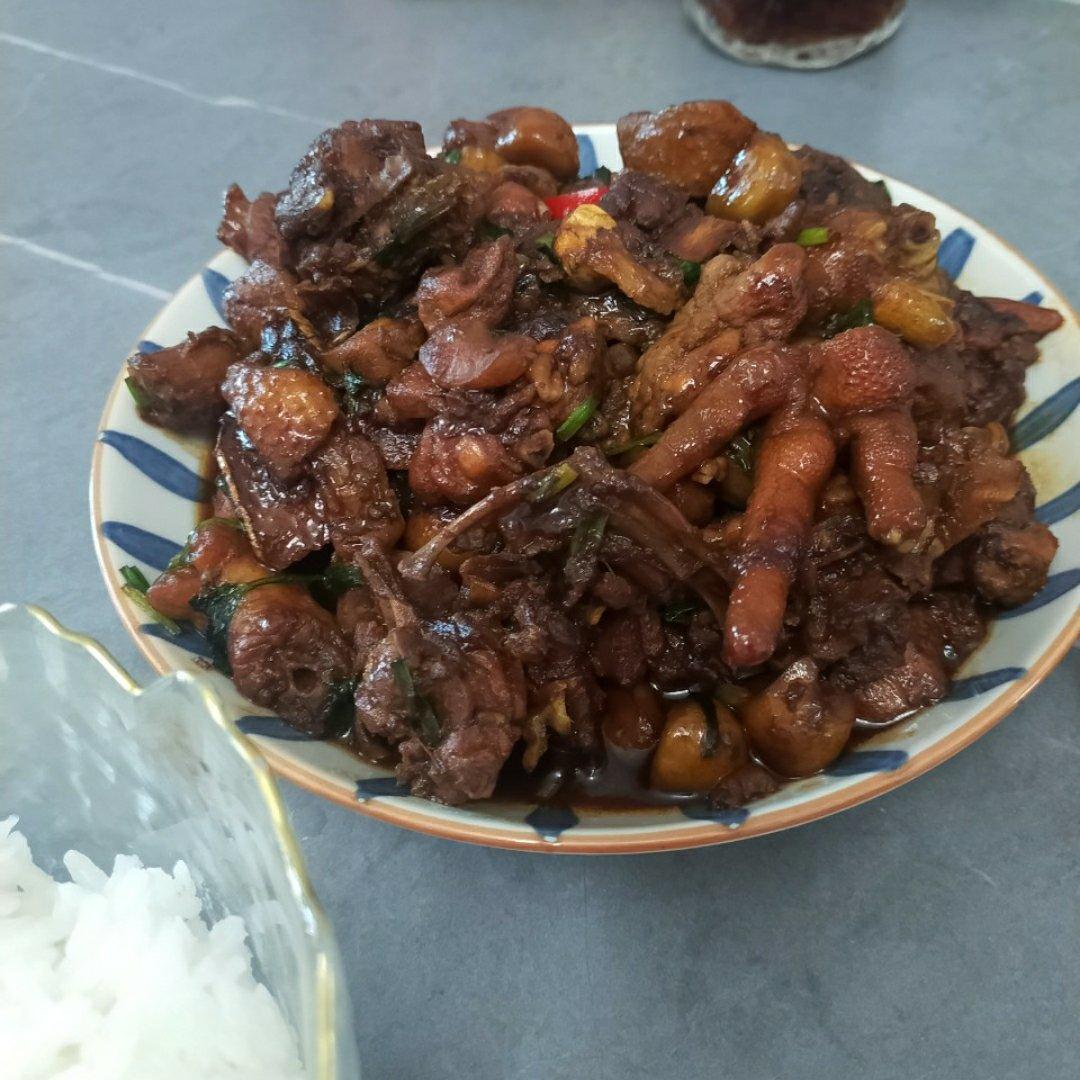 【栗子烧鸡】鸡肉都给你吃，栗子归我~