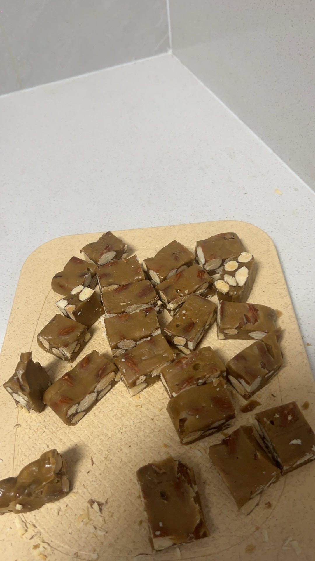 太妃糖怎么做才不出油？新年一定要做这款咖啡海盐太妃糖