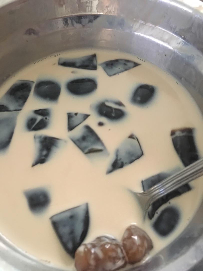 零失败烧仙草（黑凉粉）