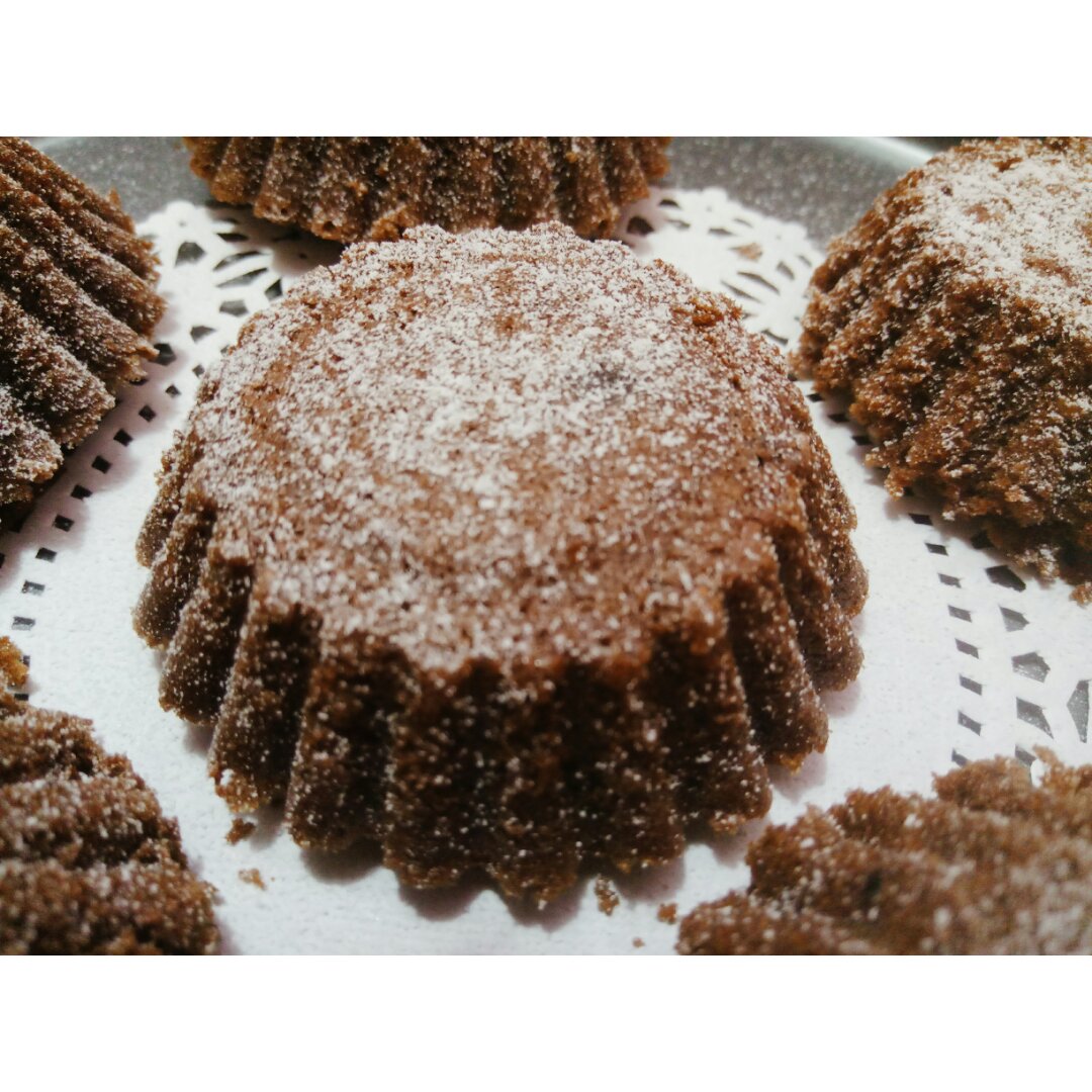 巧克力熔岩蛋糕(全图文超简单)