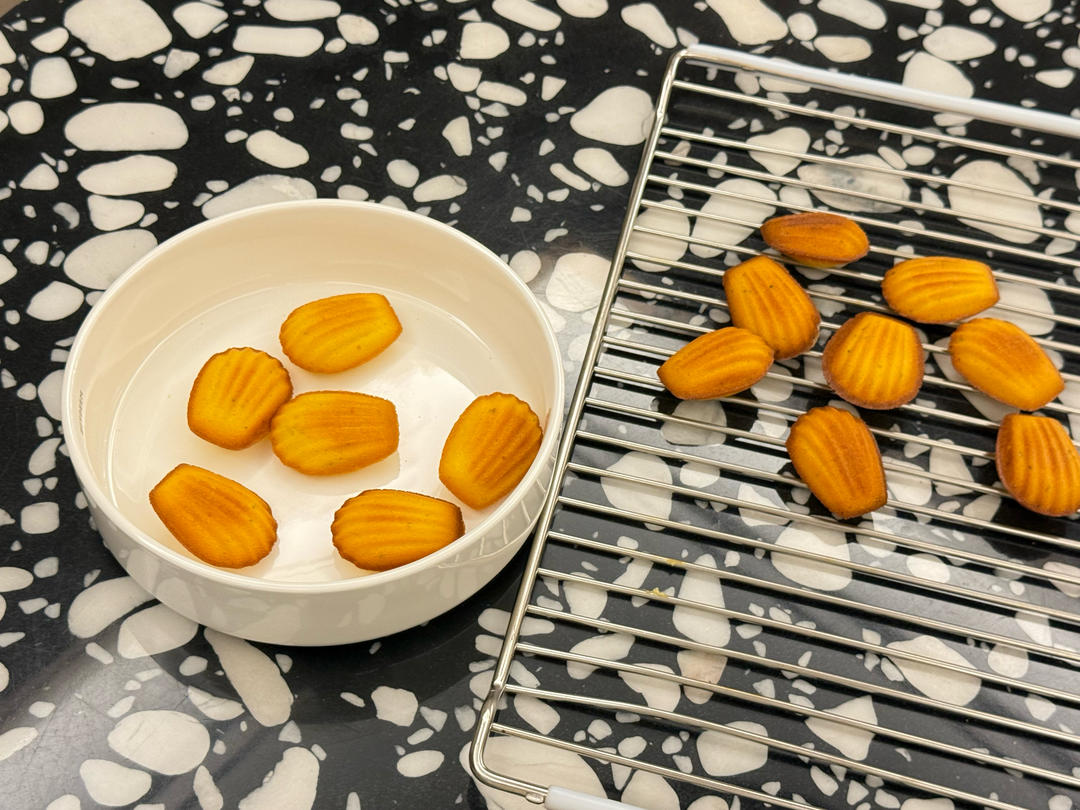 浑身文艺气质的甜点——柠檬玛德琳