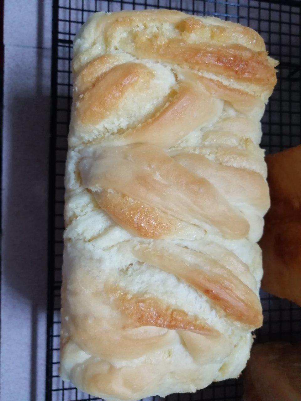 椰蓉满满吐司！幸福的味道。