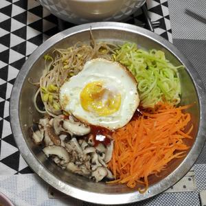 韩式拌饭的做法 步骤1