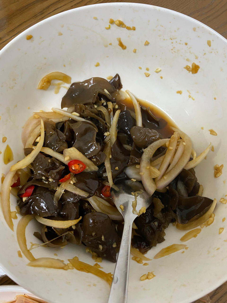 【凉拌木耳】按照我的做法，比饭店还好吃！调味汁是关键~好吃到停不下来