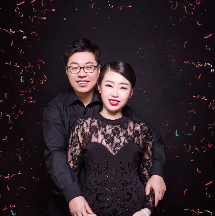 李绿绿撸喵喵