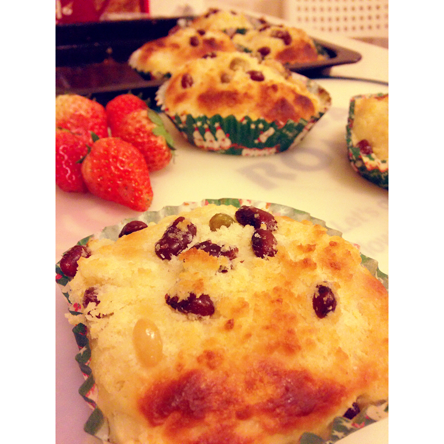 椰蓉蜜豆泡浆面包