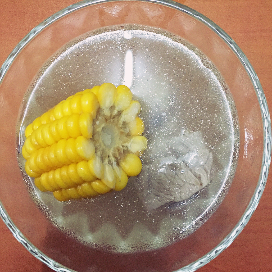 玉米排骨汤