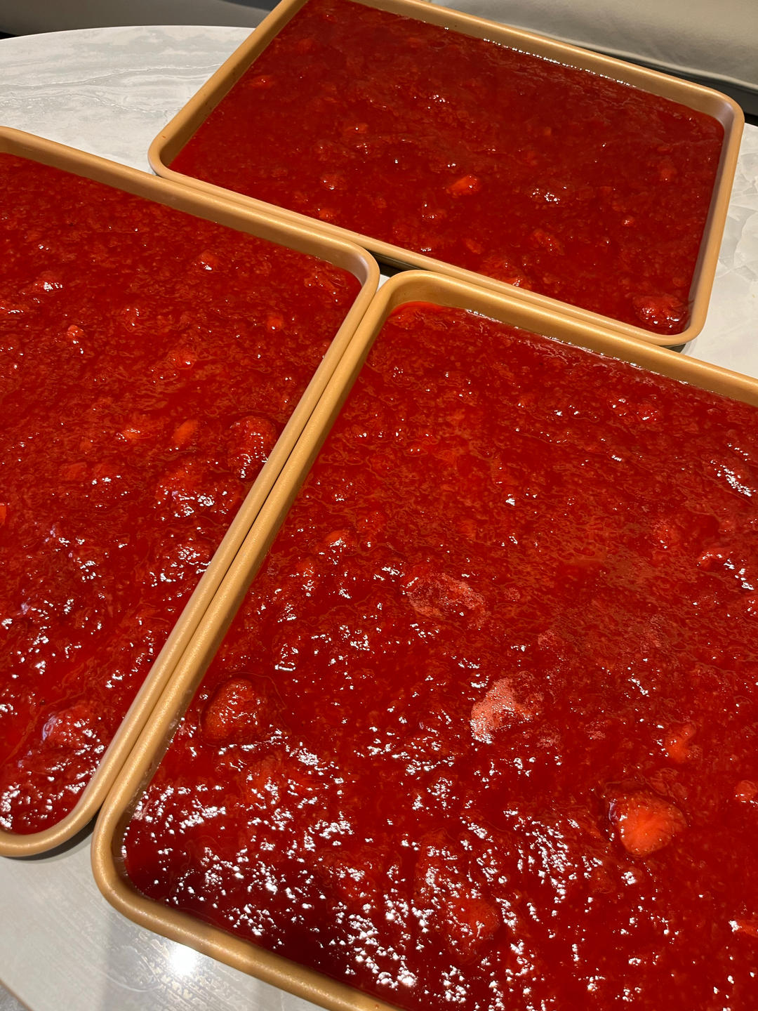 自制草莓酱（孩子爱吃的不得了）