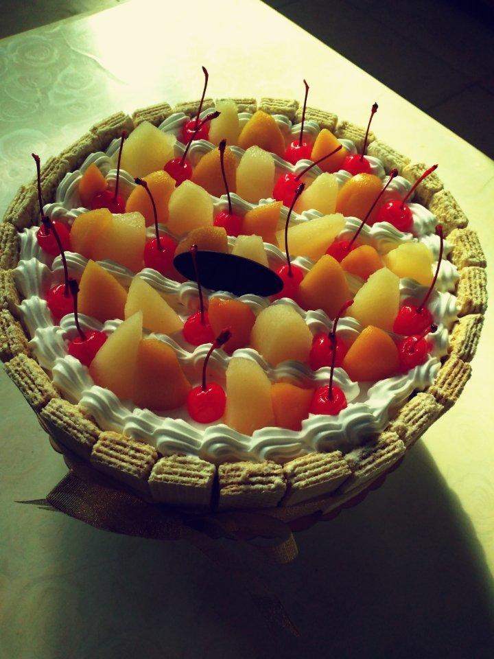 生日蛋糕教程【威化饼干围边】